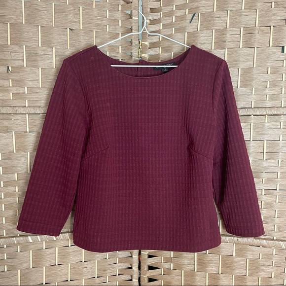 Banana Republic 1/2 sleeve top - Picture 3 of 4